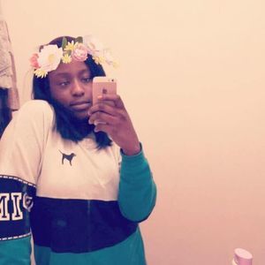 Meet your Posher, Chanelle